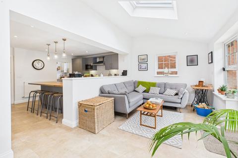 4 bedroom detached house for sale, Senna Drive, Towcester, NN12