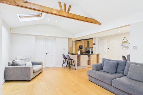 33 Groves Lea, Mortimer, Reading, RG7 3SS