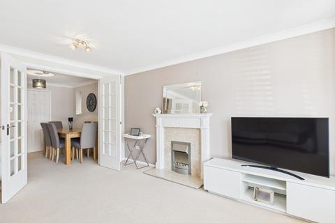 33 Groves Lea, Mortimer, Reading, RG7 3SS