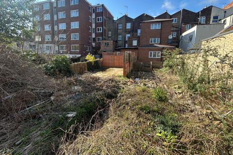 Land for sale, Land to the Rear of 262 & 264 Regents Park Road, Finchley, London, N3 3HN