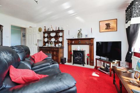 3 bedroom detached bungalow for sale, Cambrian Avenue, Oswestry SY11