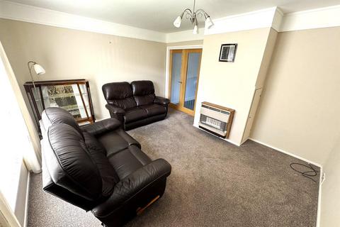 3 bedroom semi-detached house for sale, Dovedale Road, Corby NN17