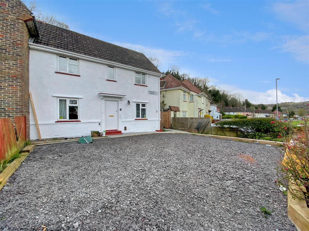 D7h Jya Ufe7kp PQxsw JY5 UNr E1 OQ.jpg