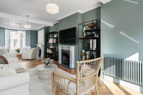 undefined, Hackney N16