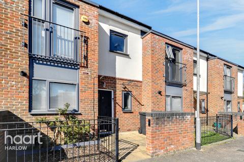 2 bedroom terraced house to rent, Meyrick Mead, HARLOW
