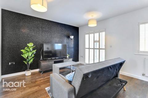 2 bedroom terraced house to rent, Meyrick Mead, HARLOW