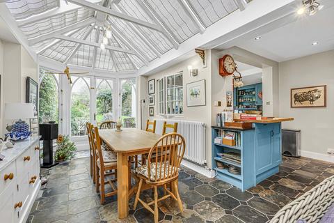 5 bedroom terraced house for sale, Sheen Road, Richmond, Surrey, TW9