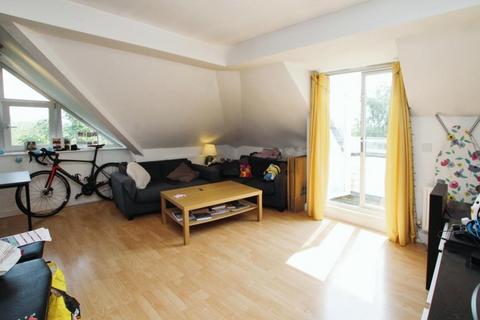 2 bedroom apartment to rent, Hurlingham Road, St. Andrews BS7