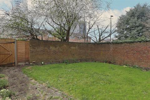 2 bedroom maisonette for sale, Granville Close, Croydon