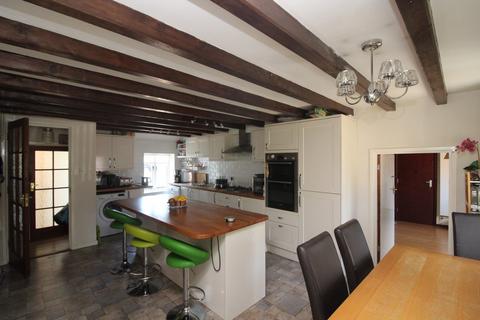 5 bedroom barn conversion for sale, Mansfield Road, Baldock, SG7