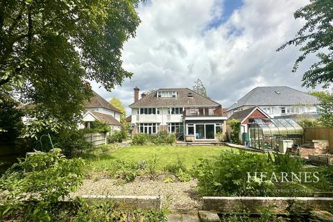 18 Dunkeld Road, Bournemouth, BH3 7EN