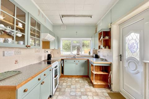 18 Dunkeld Road, Bournemouth, BH3 7EN