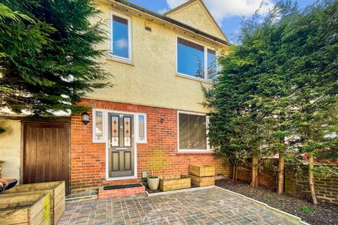 27 Corncastle Road, Luton, LU1 5HB
