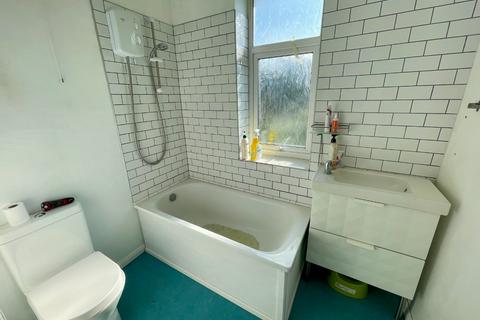 27 Corncastle Road, Luton, LU1 5HB