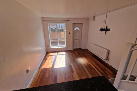 1 bedroom terraced house to rent, Plas St Andresse, Penarth Marina