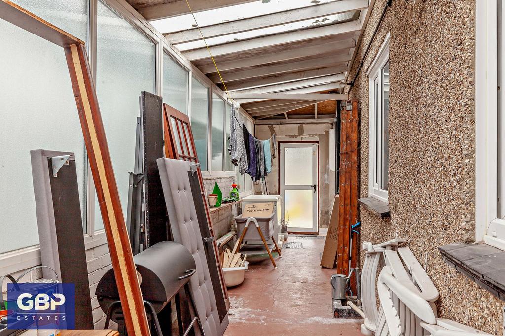Lean-to