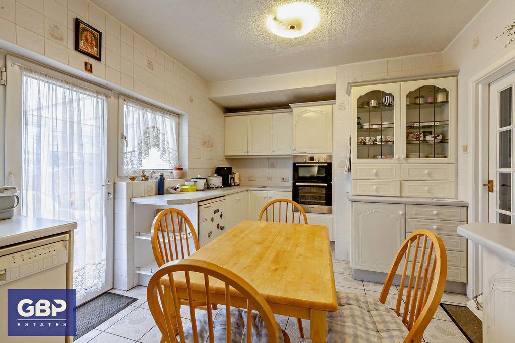 Kitchen / Breafast Room