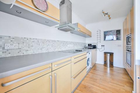 2 bedroom flat to rent, Rotherhithe Street, Canada Water, London, SE16