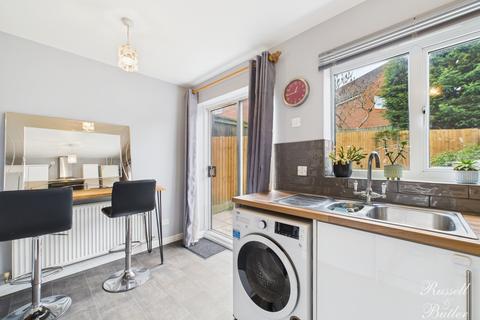 5 Clover End, Buckingham, MK18 1FT