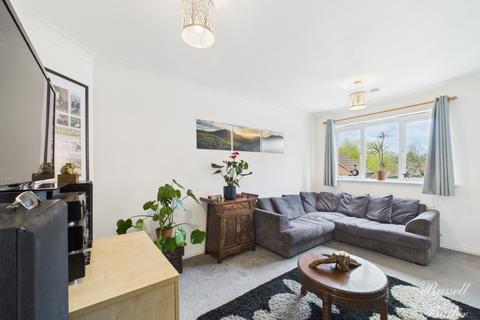 5 Clover End, Buckingham, MK18 1FT