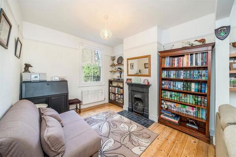 14 Furzefield Road, London, SE3 8TX