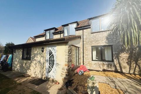 4 bedroom detached house to rent, Laurel Gardens, Bristol BS49