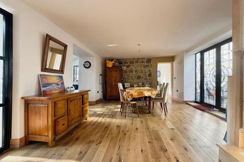 4 bedroom detached house to rent, Laurel Gardens, Bristol BS49
