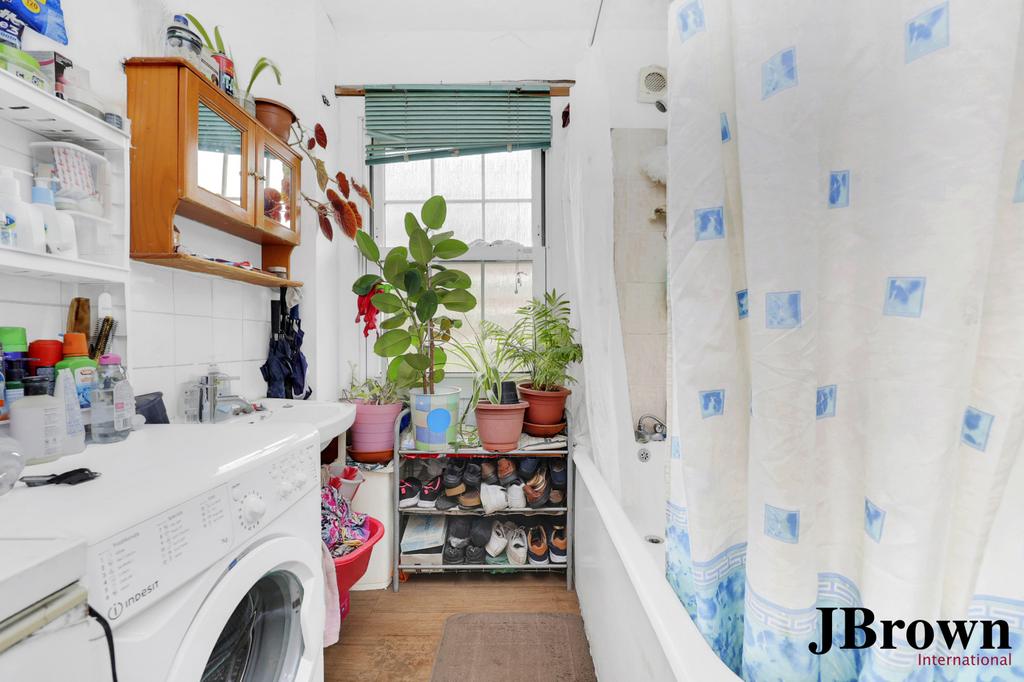 Utility room, utility