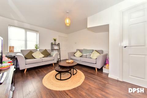 74 The Rowans, Robin Hood, Wakefield, WF3 3FA