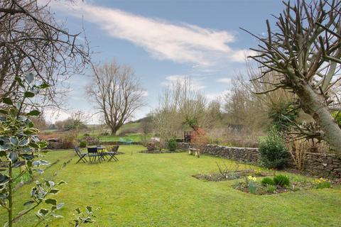 15 Burnivale, Malmesbury, SN16 0BL