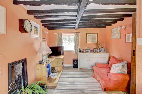 15 Burnivale, Malmesbury, SN16 0BL
