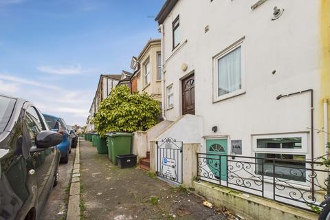 3 bedroom flat for sale, East Cliff, Folkestone