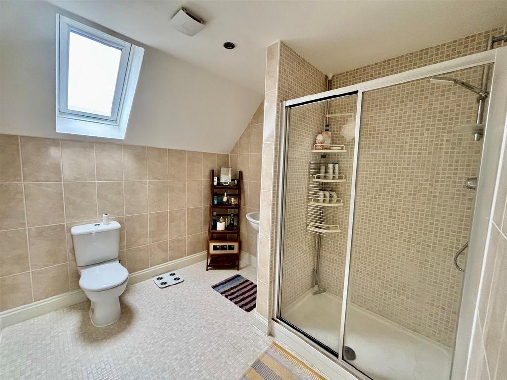 Ensuite.jpg