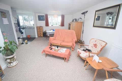 undefined, Hollies Close, Bridgwater TA7