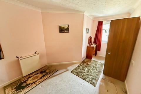 1 bedroom retirement property for sale, Chatham Court, Warminster