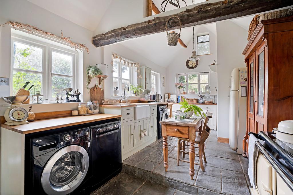 Kitchen breakfast room