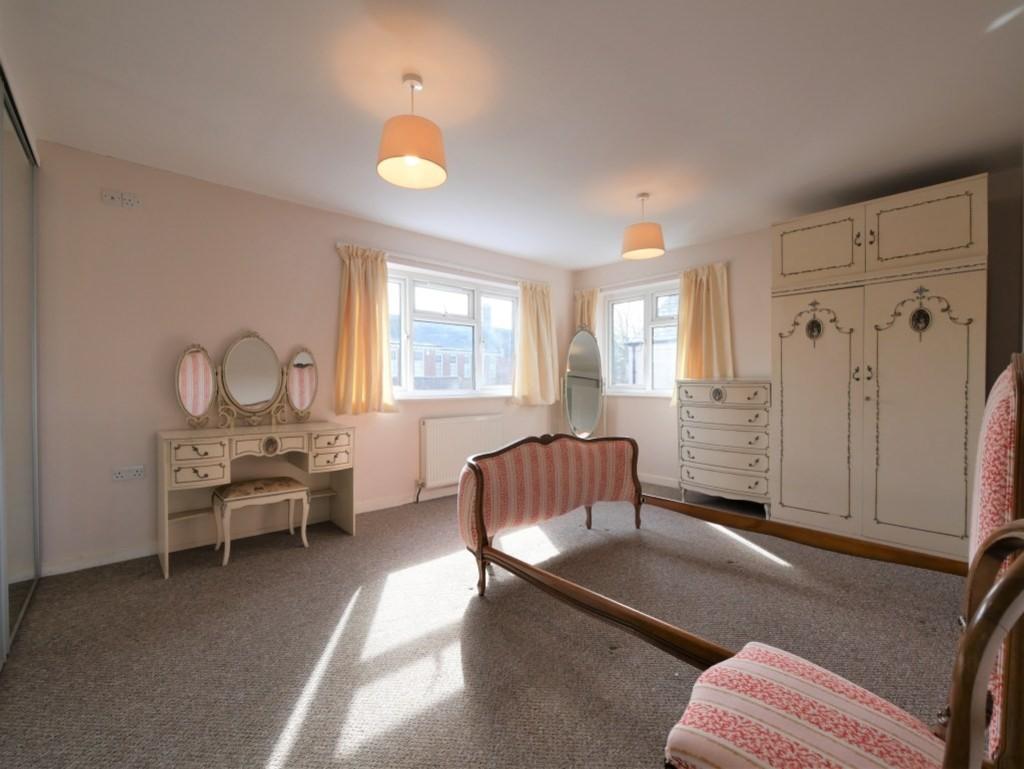 Principal bed1