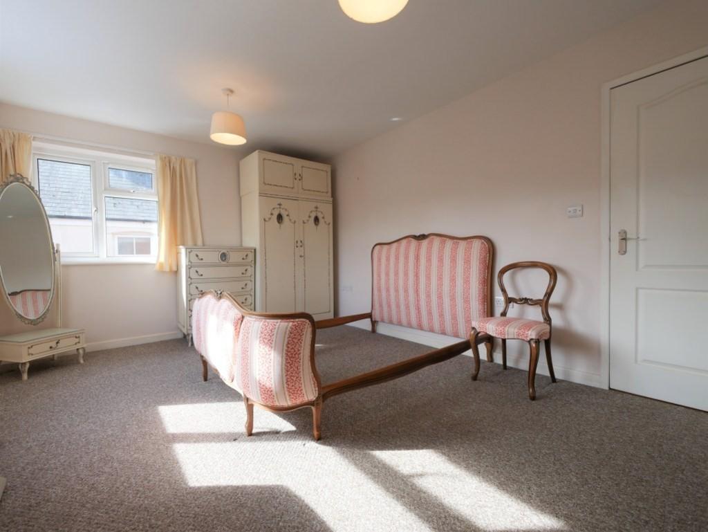 Principal bed2