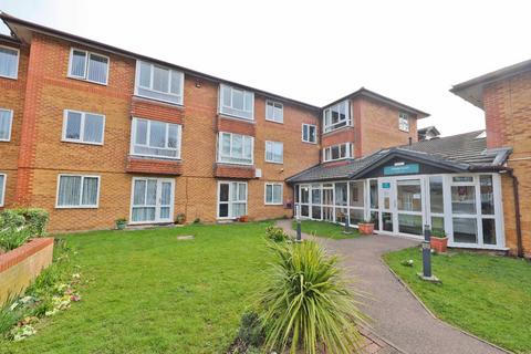 1 bedroom apartment for sale, Maple Court, Pinner HA5