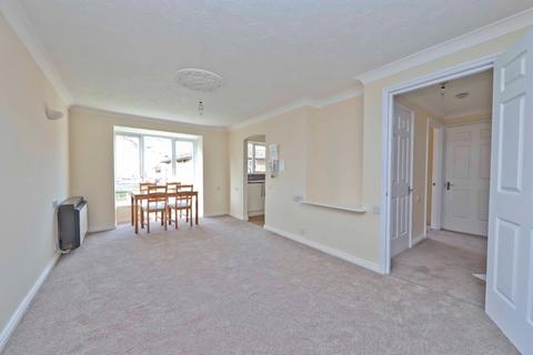 1 bedroom apartment for sale, Maple Court, Pinner HA5