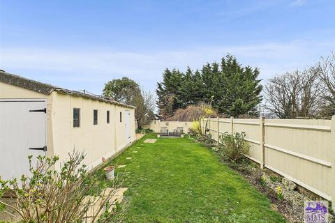 3 bedroom semi-detached house for sale, Pepys Way, Strood, Rochester