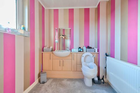 26 Coach Road, Warton, Carnforth, LA5 9PR