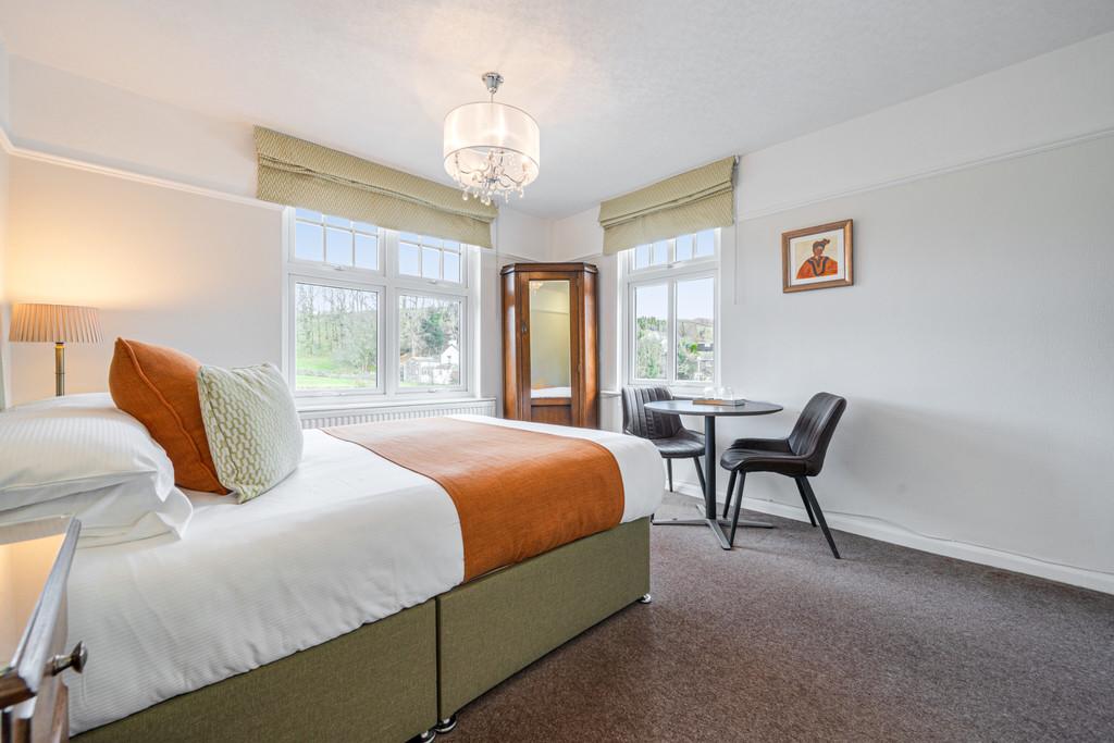 Letting Bedroom 8