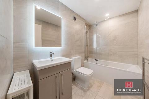 3 bedroom flat for sale, Heathview Court Corringway Hampstead Garden Suburb NW11
