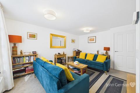 31 Wakelin Way, Lichfield, WS13 6UG