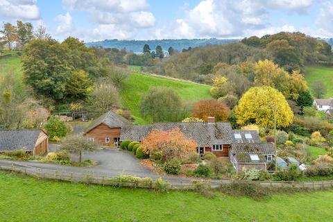 4 bedroom detached bungalow for sale, Kingswood, Stanford Bridge