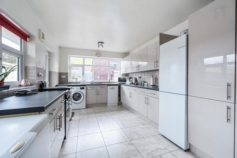 undefined, The Bungalows, Shelsley Beauchamp