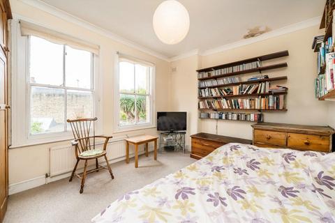 3 bedroom flat for sale, Alexandra Park Road, London N10