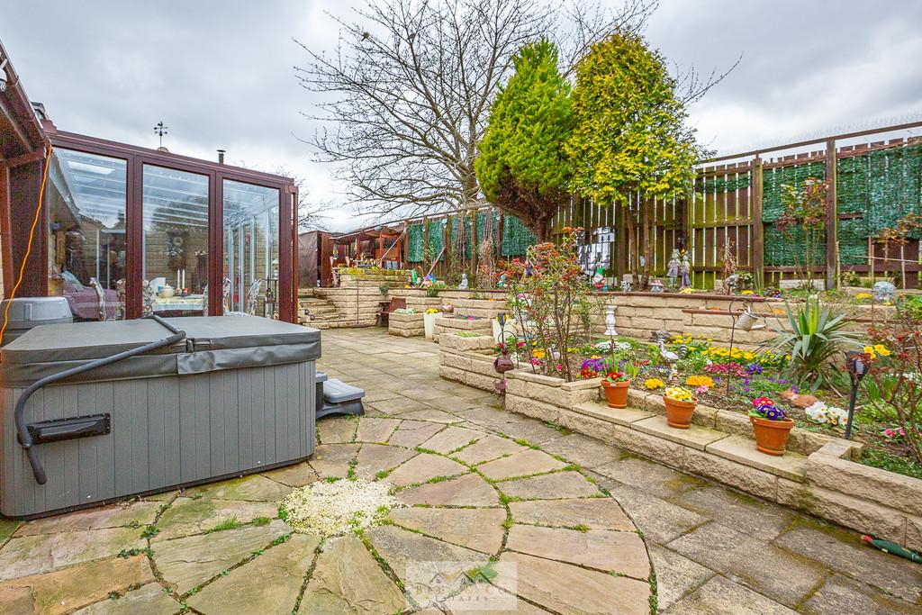 Back garden 1.4