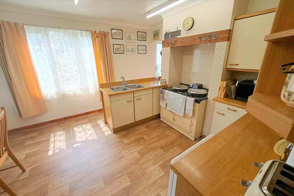 Kitchen breakfast room